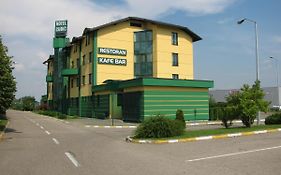 Hotel Cubic